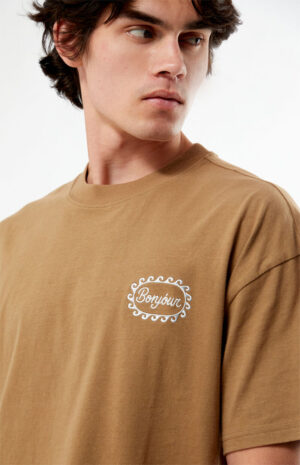Embroidered T-Shirt (2) Men’s Oversized Brown “Bonjour” Printed T-Shirt